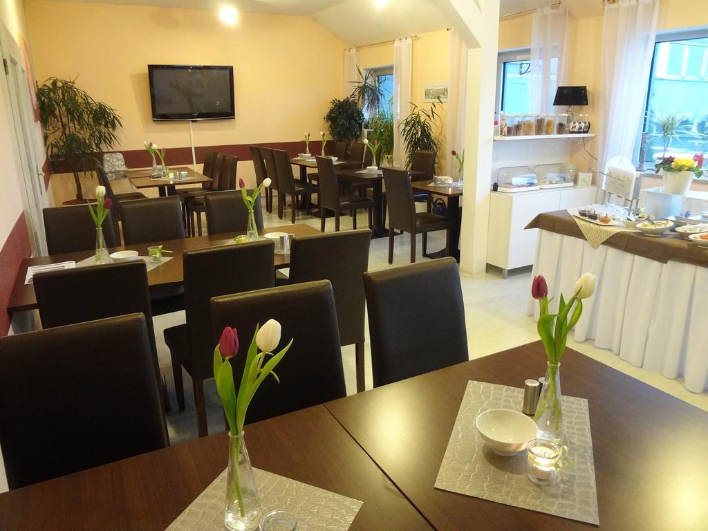 רגנסבורג Hotel Amy מראה חיצוני תמונה