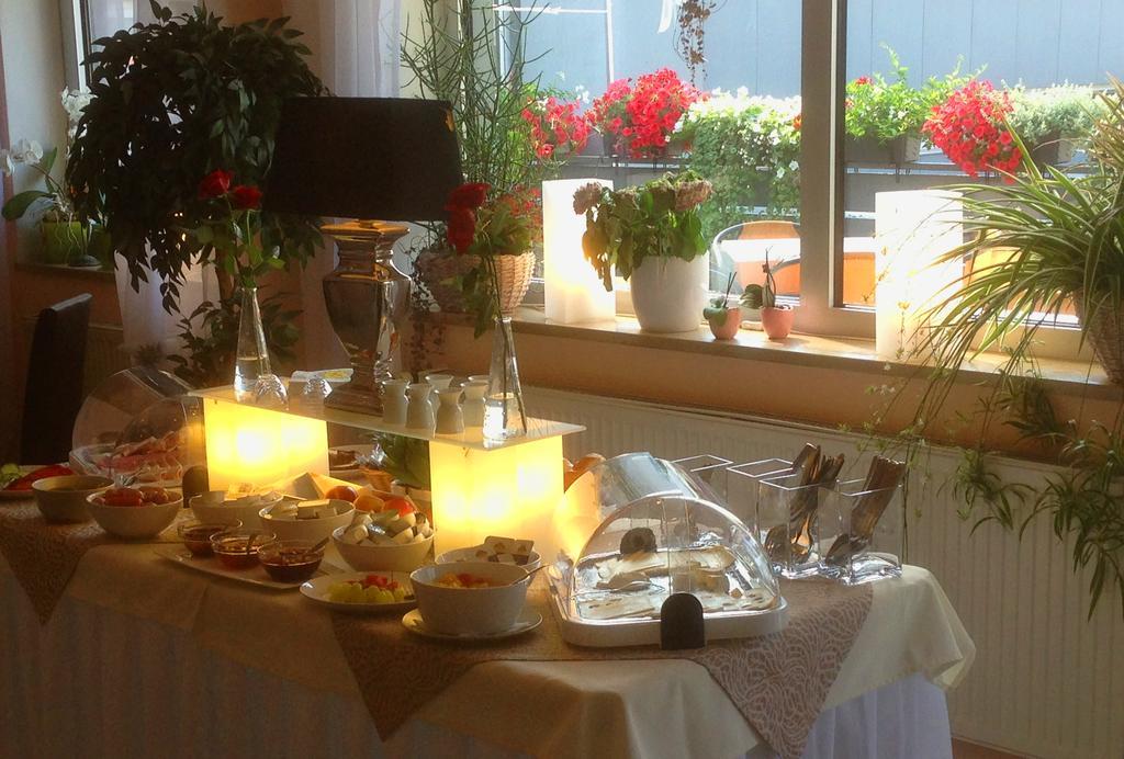 רגנסבורג Hotel Amy מראה חיצוני תמונה