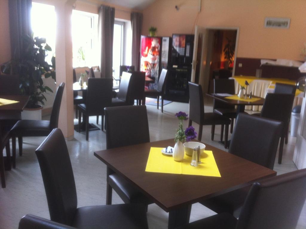 רגנסבורג Hotel Amy מראה חיצוני תמונה